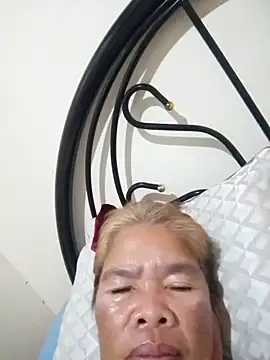 sexylizzy4u online show from February 2025 07:42:01 PM