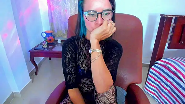 BrianaGarner online show from December 2025 04:18:02 AM