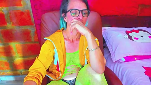 BrianaGarner online show from July 2026 01:52:01 AM