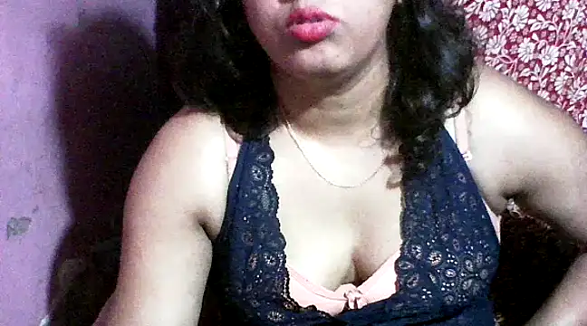 Snapshot of koyel90 chatting on December 2024 04:01:02 AM koyel90 online show from December 2024 04:01:02 AM