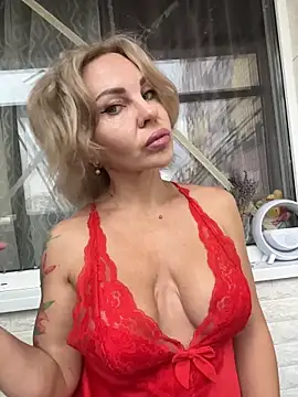 Hotnessi online show from October 2025 11:44:02 AM