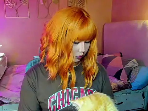 HOTnWILDalice online show from October 2025 04:20:02 AM