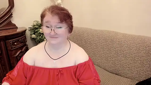 leiamillersonn online show from October 2025 05:24:02 PM