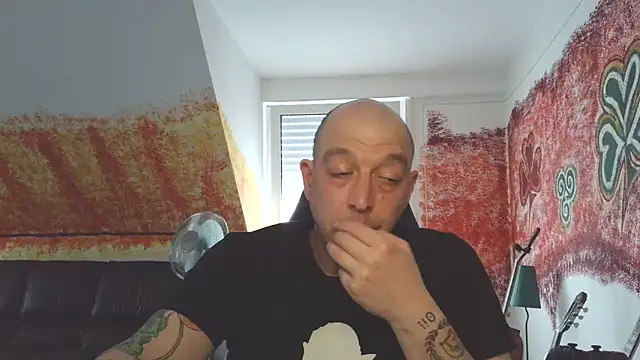 sextoy911 online show from April 2026 05:58:02 PM