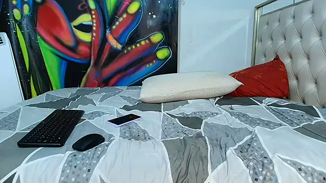 luna sexxy online show from January 2025 04:18:02 AM