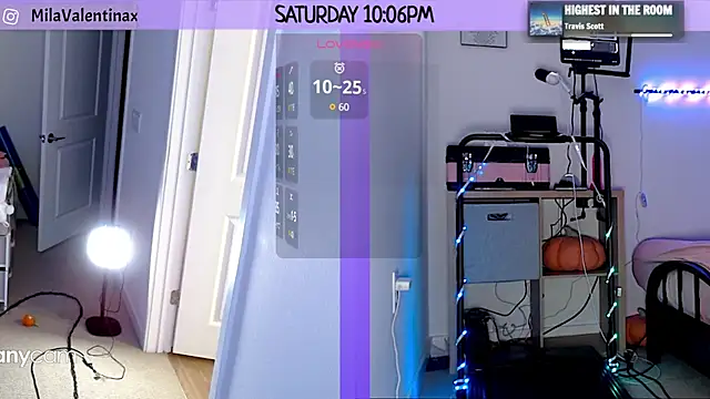 Snapshot of MilaValentina chatting on January 2025 03:07:01 AM MilaValentina online show from January 2025 03:07:01 AM