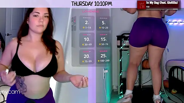 Snapshot of MilaValentina chatting on January 2025 03:12:02 AM MilaValentina online show from January 2025 03:12:02 AM