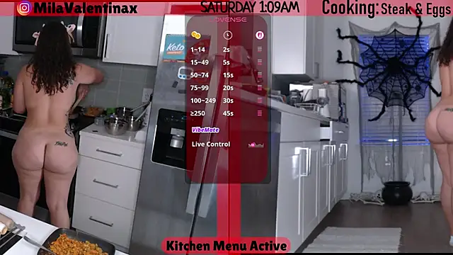 Snapshot of MilaValentina chatting on October 2025 05:10:02 AM MilaValentina online show from October 2025 05:10:02 AM