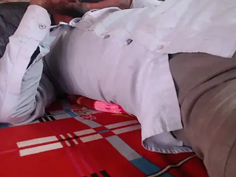 Snapshot of ThethunderPo chatting on December 2024 07:22:02 AM ThethunderPo online show from December 2024 07:22:02 AM