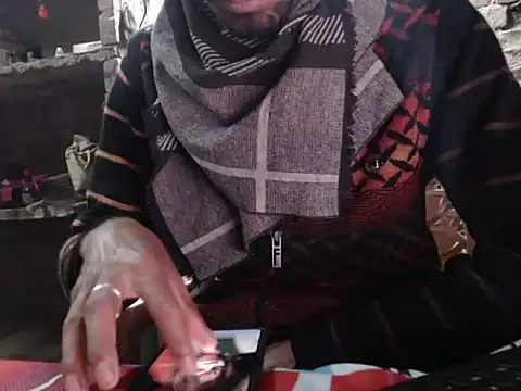 Snapshot of ThethunderPo chatting on January 2025 03:02:01 PM ThethunderPo online show from January 2025 03:02:01 PM