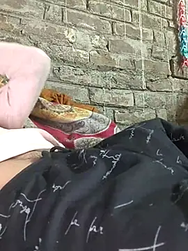 Snapshot of ThethunderPo chatting on February 2025 07:10:01 AM ThethunderPo online show from February 2025 07:10:01 AM