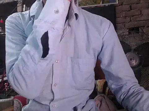 Snapshot of ThethunderPo chatting on February 2025 01:57:01 AM ThethunderPo online show from February 2025 01:57:01 AM