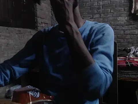 Snapshot of ThethunderPo chatting on October 2025 12:56:01 PM ThethunderPo online show from October 2025 12:56:01 PM