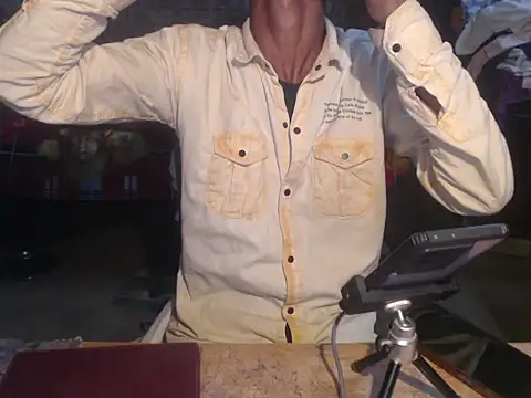 ThethunderPo online show from February 2026 03:54:01 PM