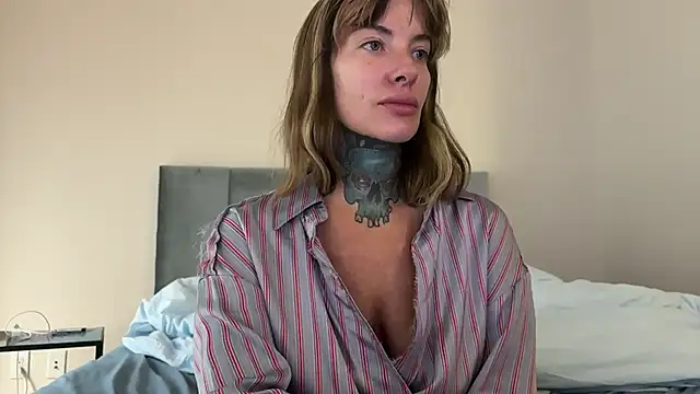 Snapshot of airgeadx chatting on November 2025 04:44:01 PM airgeadx online show from November 2025 04:44:01 PM