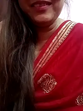 Snapshot of naughtymadam chatting on December 2024 04:32:02 AM naughtymadam online show from December 2024 04:32:02 AM