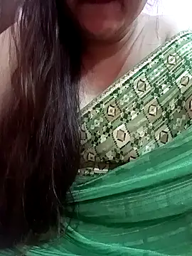 Snapshot of naughtymadam chatting on December 2024 05:00:01 AM naughtymadam online show from December 2024 05:00:01 AM