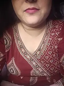 Snapshot of naughtymadam chatting on June 2026 06:18:02 AM naughtymadam online show from June 2026 06:18:02 AM
