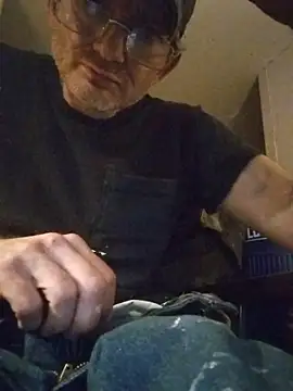 Snapshot of ROBERT0516 chatting on January 2026 06:40:01 AM ROBERT0516 online show from January 2026 06:40:01 AM