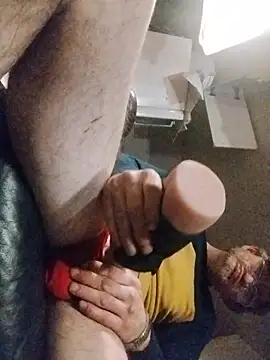 Snapshot of ROBERT0516 chatting on February 2026 10:41:02 AM ROBERT0516 online show from February 2026 10:41:02 AM