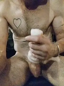 Snapshot of ROBERT0516 chatting on March 2026 04:07:01 AM ROBERT0516 online show from March 2026 04:07:01 AM