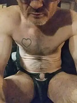 Snapshot of ROBERT0516 chatting on April 2026 04:13:02 AM ROBERT0516 online show from April 2026 04:13:02 AM