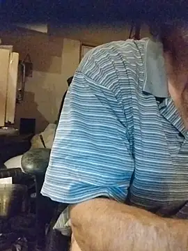 Snapshot of ROBERT0516 chatting on April 2026 03:40:02 AM ROBERT0516 online show from April 2026 03:40:02 AM