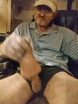 Snapshot of ROBERT0516 chatting on April 2026 12:54:02 AM ROBERT0516 online show from April 2026 12:54:02 AM