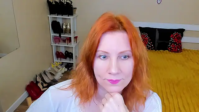 FoxySophia online show from July 2026 08:37:01 PM