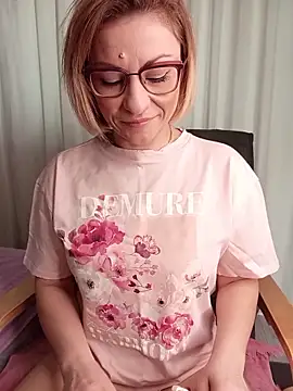 Aniria online show from March 2026 06:42:01 AM