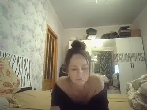 LindaStarS online show from February 2025 08:10:01 PM