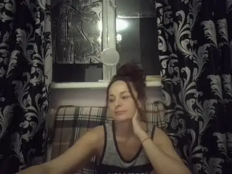 LindaStarS online show from March 2025 05:38:02 PM