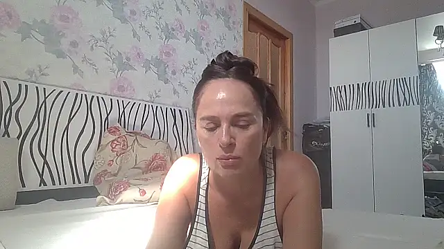 LindaStarS online show from September 2025 11:32:02 AM