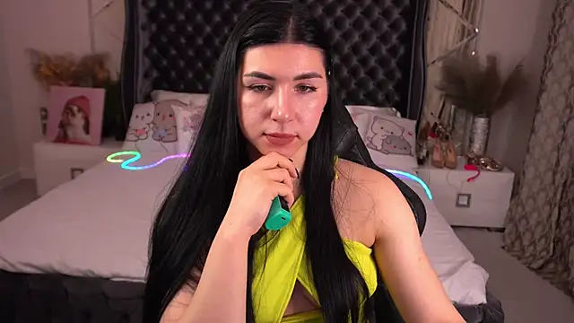 Snapshot of EmilyCandyy chatting on September 2025 05:54:01 AM EmilyCandyy online show from September 2025 05:54:01 AM
