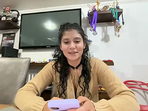 kinky milaxh online show from March 2026 01:42:01 AM