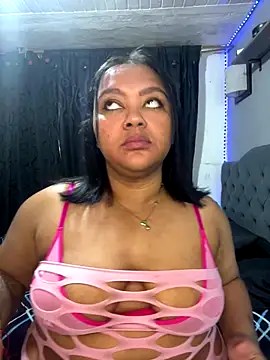 yanza2002 online show from November 2025 11:26:01 PM