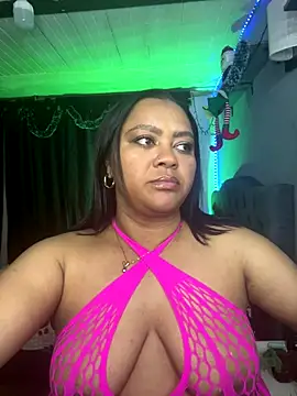 yanza2002 online show from December 2025 11:35:02 PM