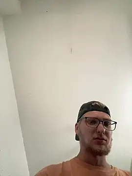 Sven132 online show from June 2026 03:56:02 PM