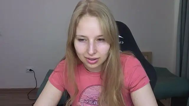 Snapshot of Jessy_Ginger chatting on June 2026 12:28:02 PM Jessy Ginger online show from June 2026 12:28:02 PM