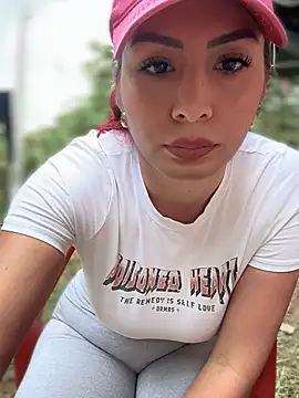 LINDA PATTY94 online show from March 2025 02:51:01 PM