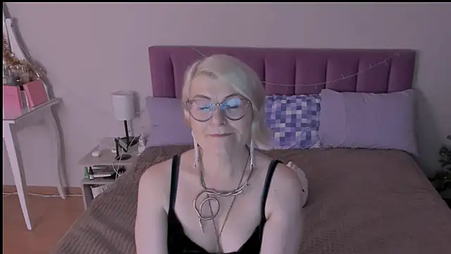 sabrinamacmarren online show from January 2025 06:27:02 PM