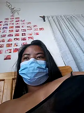 Snapshot of Artinah22 chatting on December 2024 06:22:01 AM Artinah22 online show from December 2024 06:22:01 AM