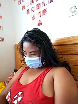 Snapshot of Artinah22 chatting on January 2025 05:27:01 AM Artinah22 online show from January 2025 05:27:01 AM