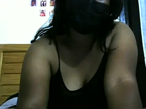 Snapshot of Artinah22 chatting on January 2025 06:45:01 AM Artinah22 online show from January 2025 06:45:01 AM