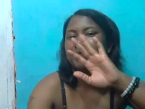 cutybigass online show from November 2025 07:44:02 AM