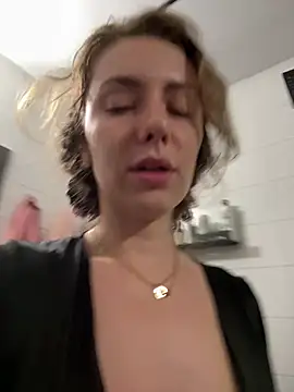 MariiD online show from July 2026 07:05:02 AM