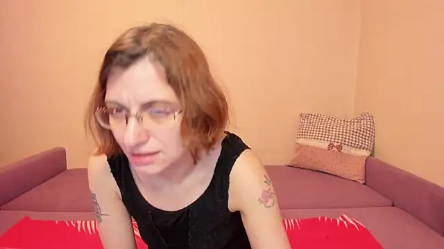 Snapshot of MarilynDream chatting on January 2026 12:45:02 AM MarilynDream online show from January 2026 12:45:02 AM