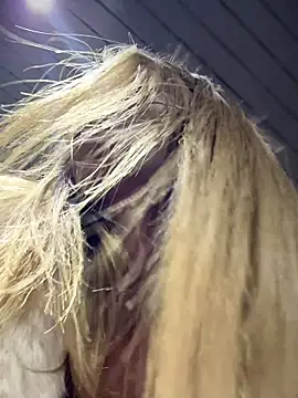 AnastasiaAniess online show from October 2025 08:10:01 PM