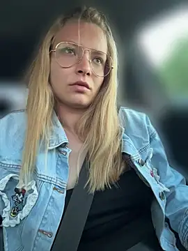 AnastasiaAniess online show from April 2026 05:57:01 PM