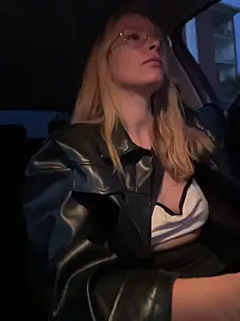 AnastasiaAniess online show from April 2026 06:37:01 PM